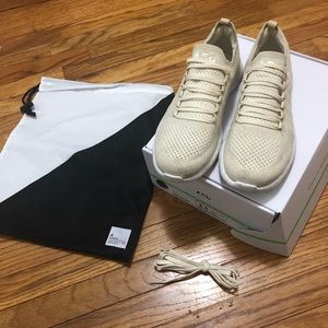 APL sneakers 8.5 lululemon